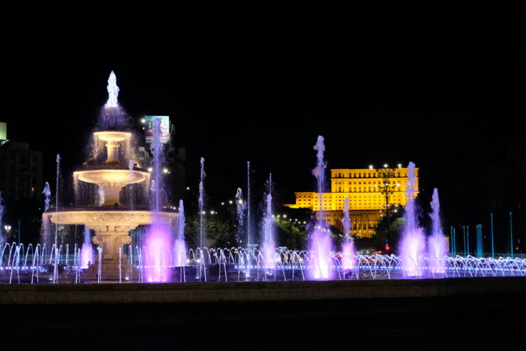 Piața Unirii by night